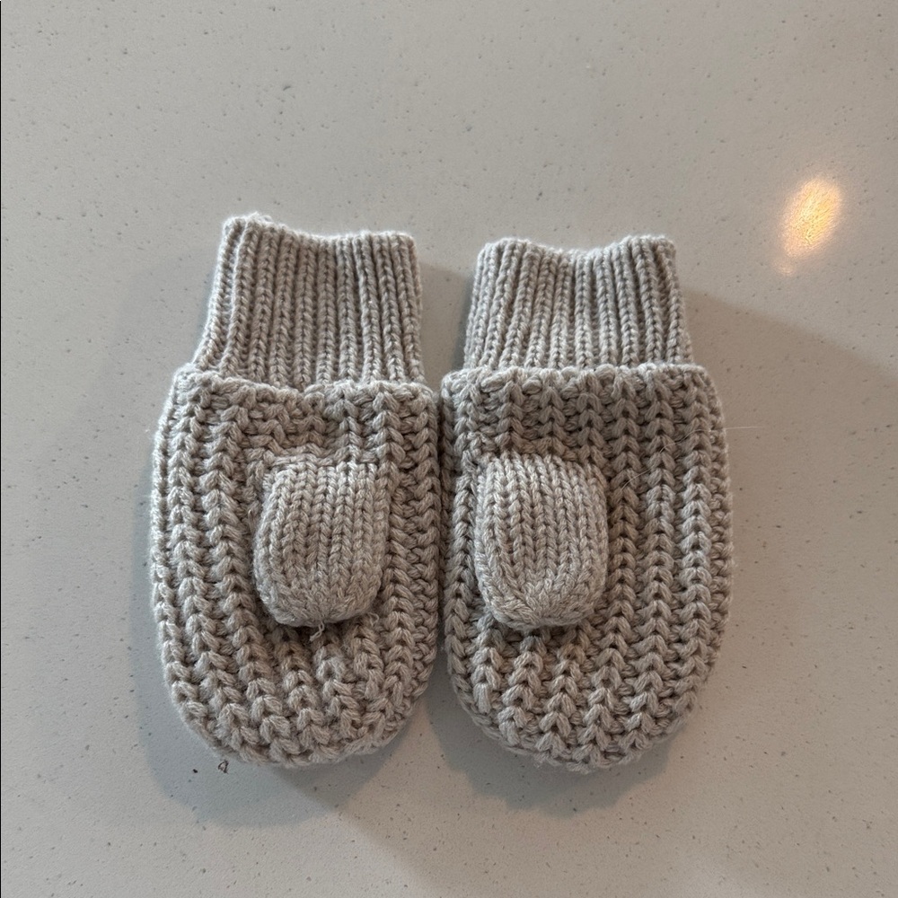 H&M Cozy Gray Knit Mittens for Kids